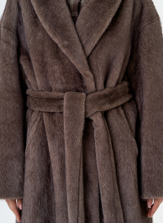 Женская шуба из эко меха с воротником шаль