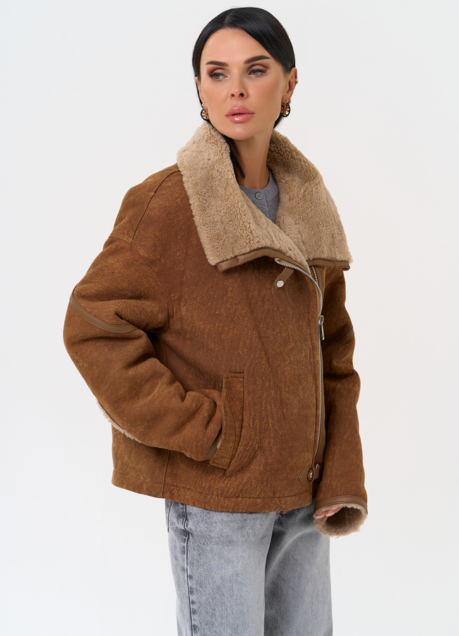 Короткая дубленка с воротником модель № 31359 универмаг малина