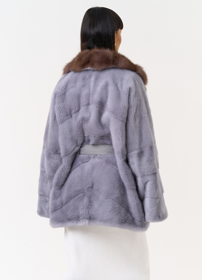 Женская шуба из меха норки с воротником из меха куницы модель № 27581 в кредит