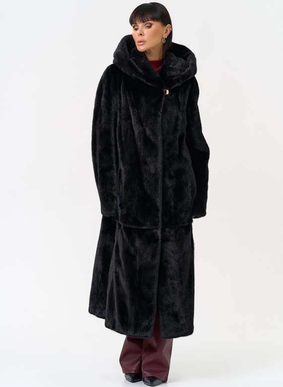 Женская шуба из скандинавской норки с капюшоном