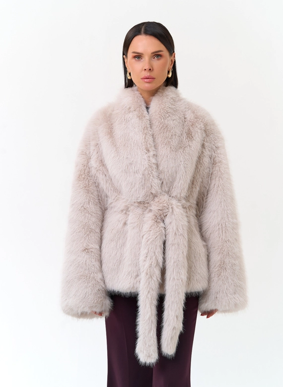 Женская шуба из эко меха фото