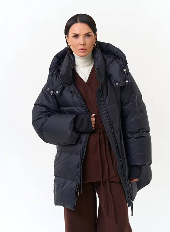 Женский пуховик с капюшоном фото