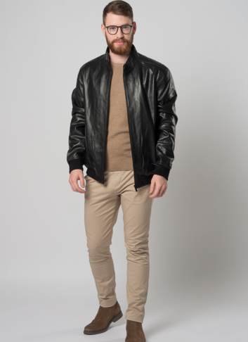 Мужская кожаная куртка на молнии