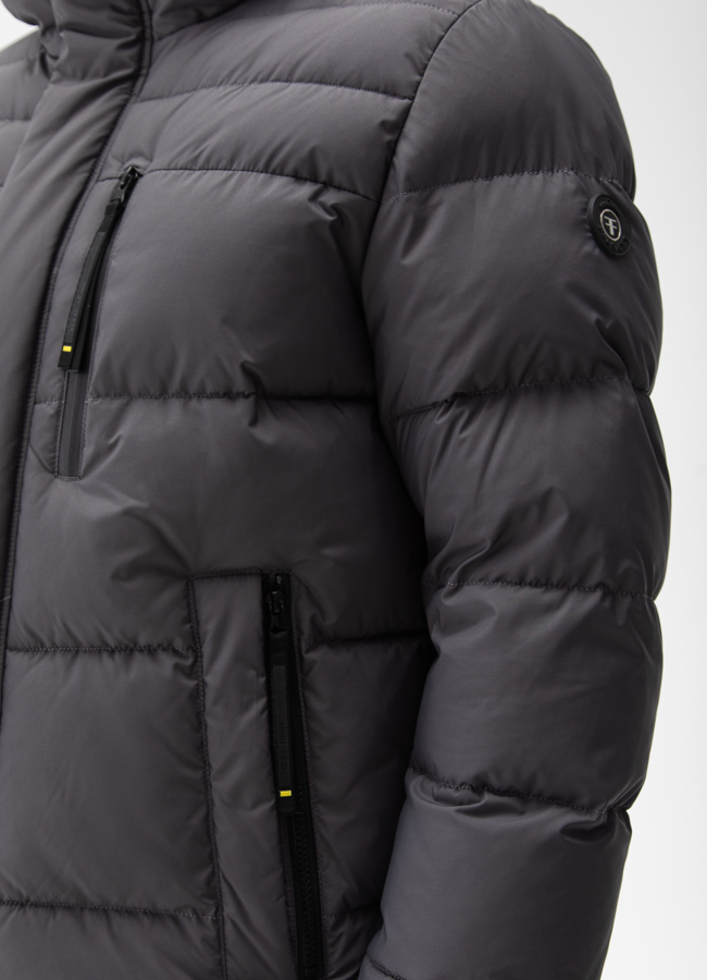 Мужской пуховик с капюшоном  модель № 28002 универмаг малина