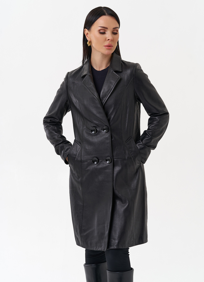 Плащ женский из натуральной кожи модель № 4449 меха малина