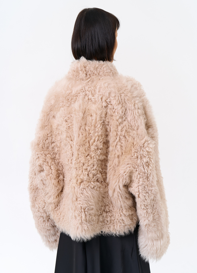 фото Женская короткая двухсторонняя дубленка  модель № 31854