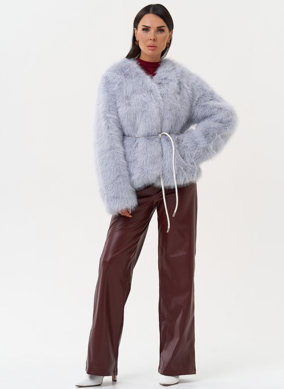 Короткая женская шуба из эко меха