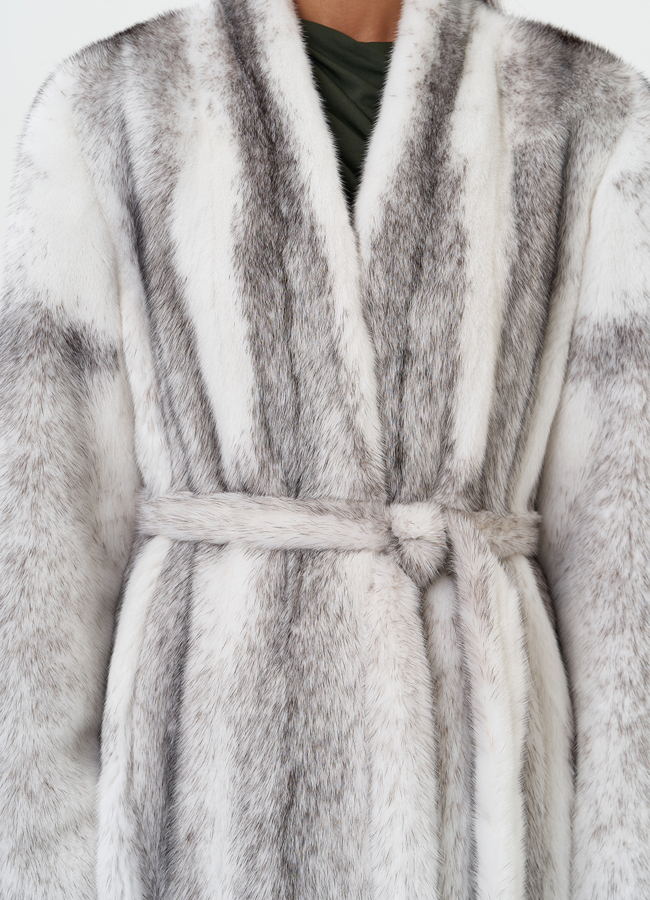 Длинная шуба из норки крестовки модель № 31320 в кредит