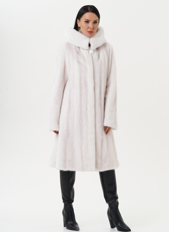 Шуба из меха норки в роспуск