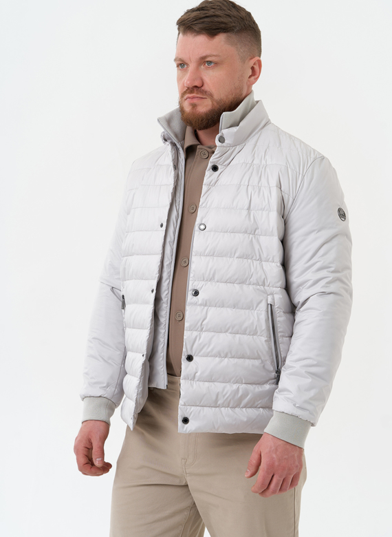 Мужская куртка серого цвета